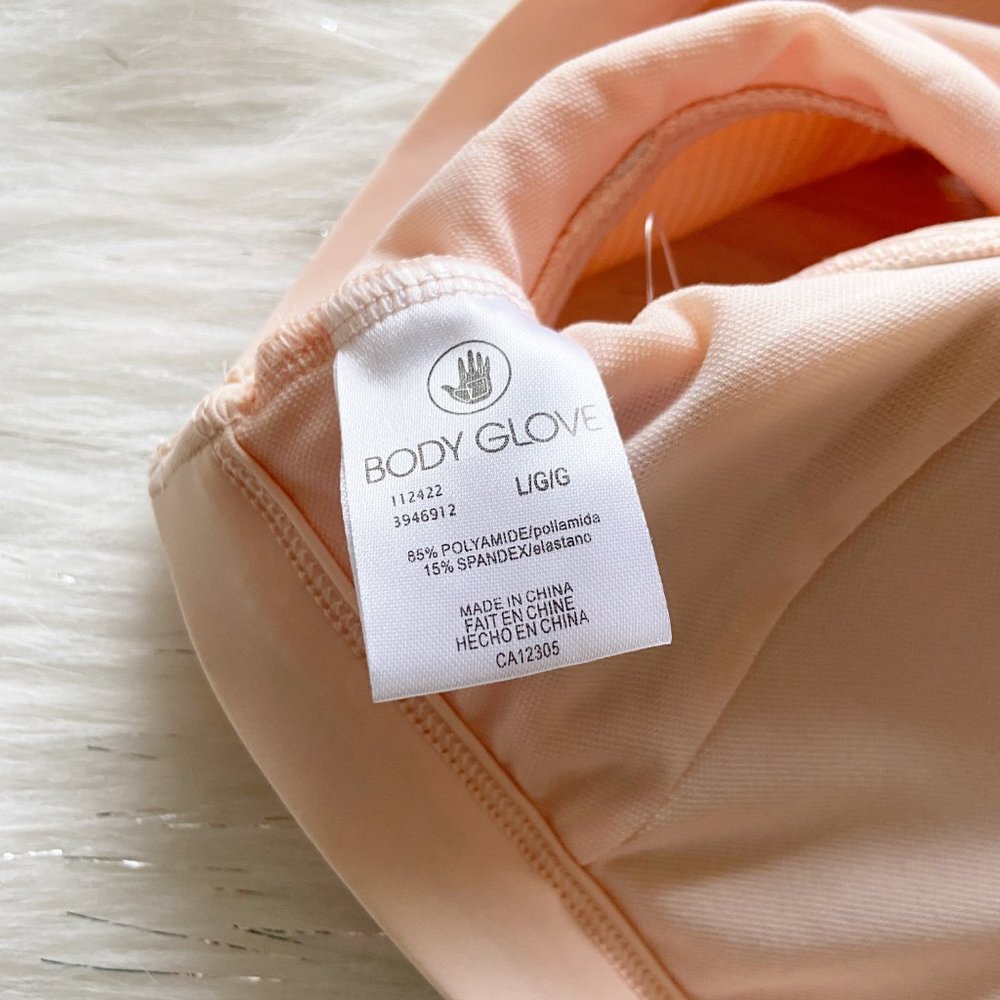 NEW Body Glove Ibiza Rumor Deep V Bikini Swim Top Size Large L - Picture 7 of 9